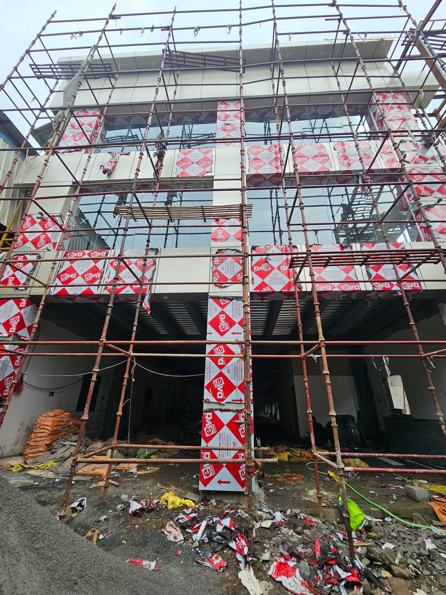 PEB (Pre-Engineered Building)